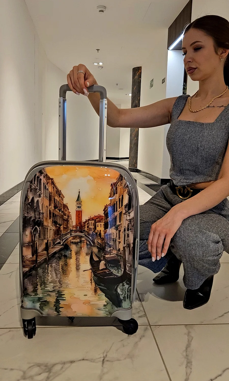 Maryna z walizką Tajemnice Wenecji